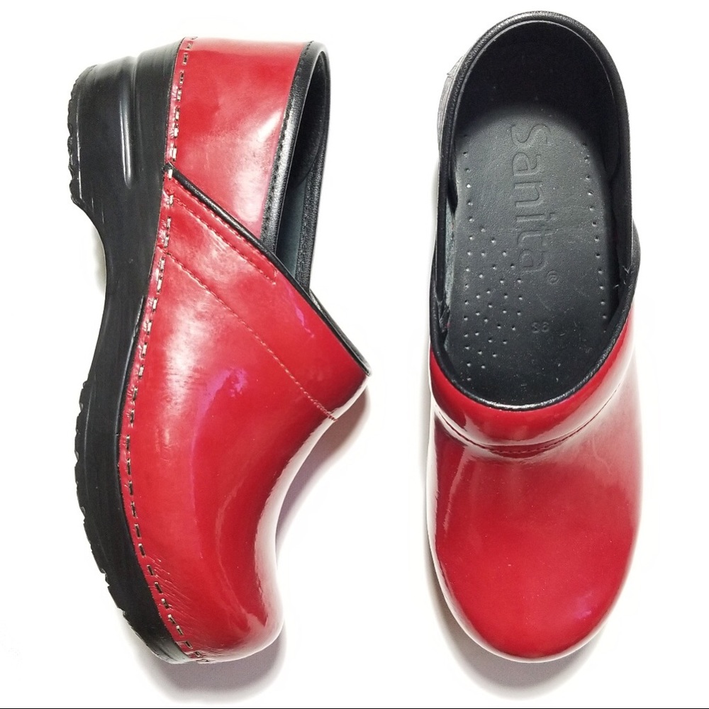 Sanita Professional Patent Red Clogs